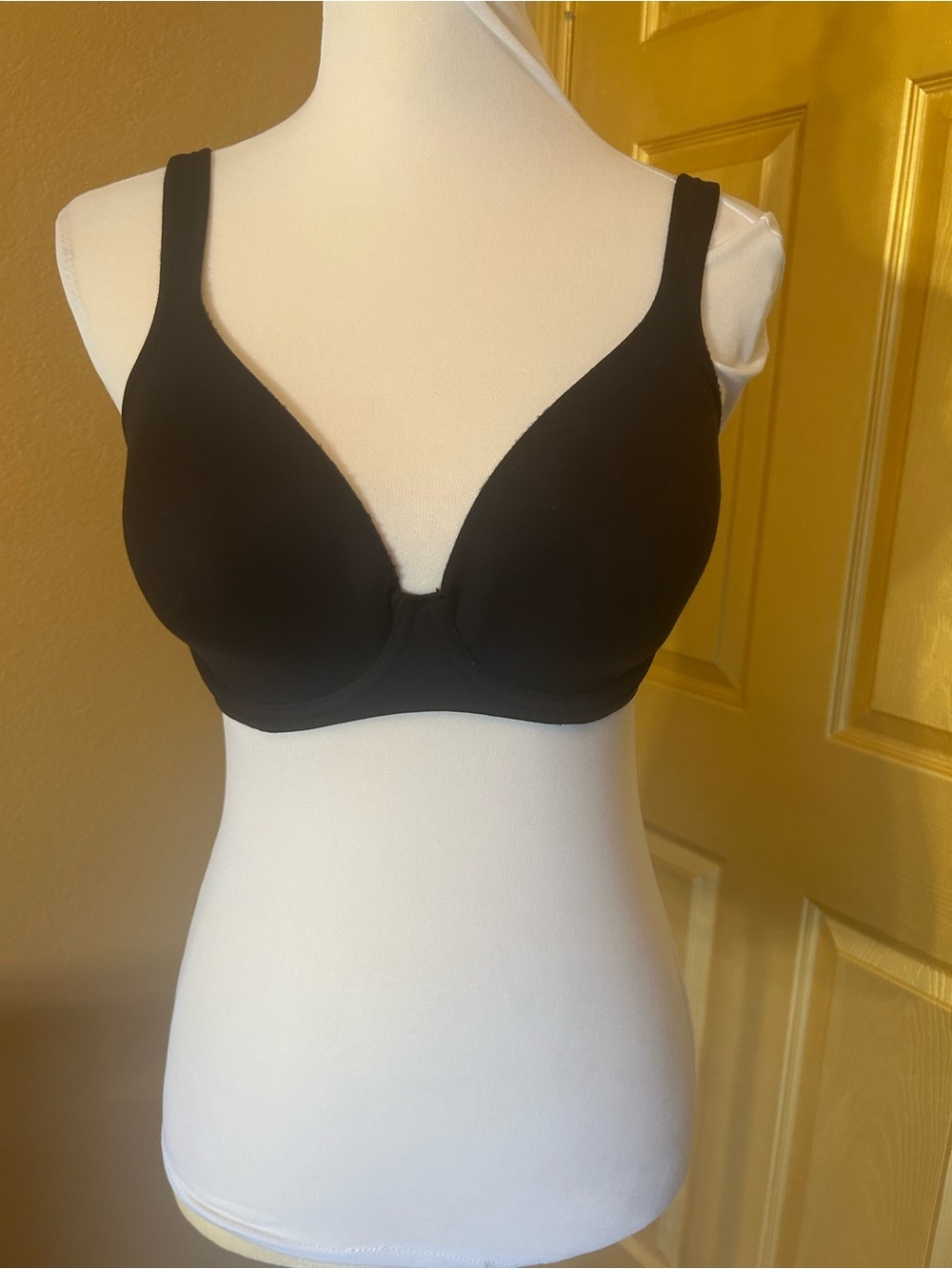 Body By Victoria black bra